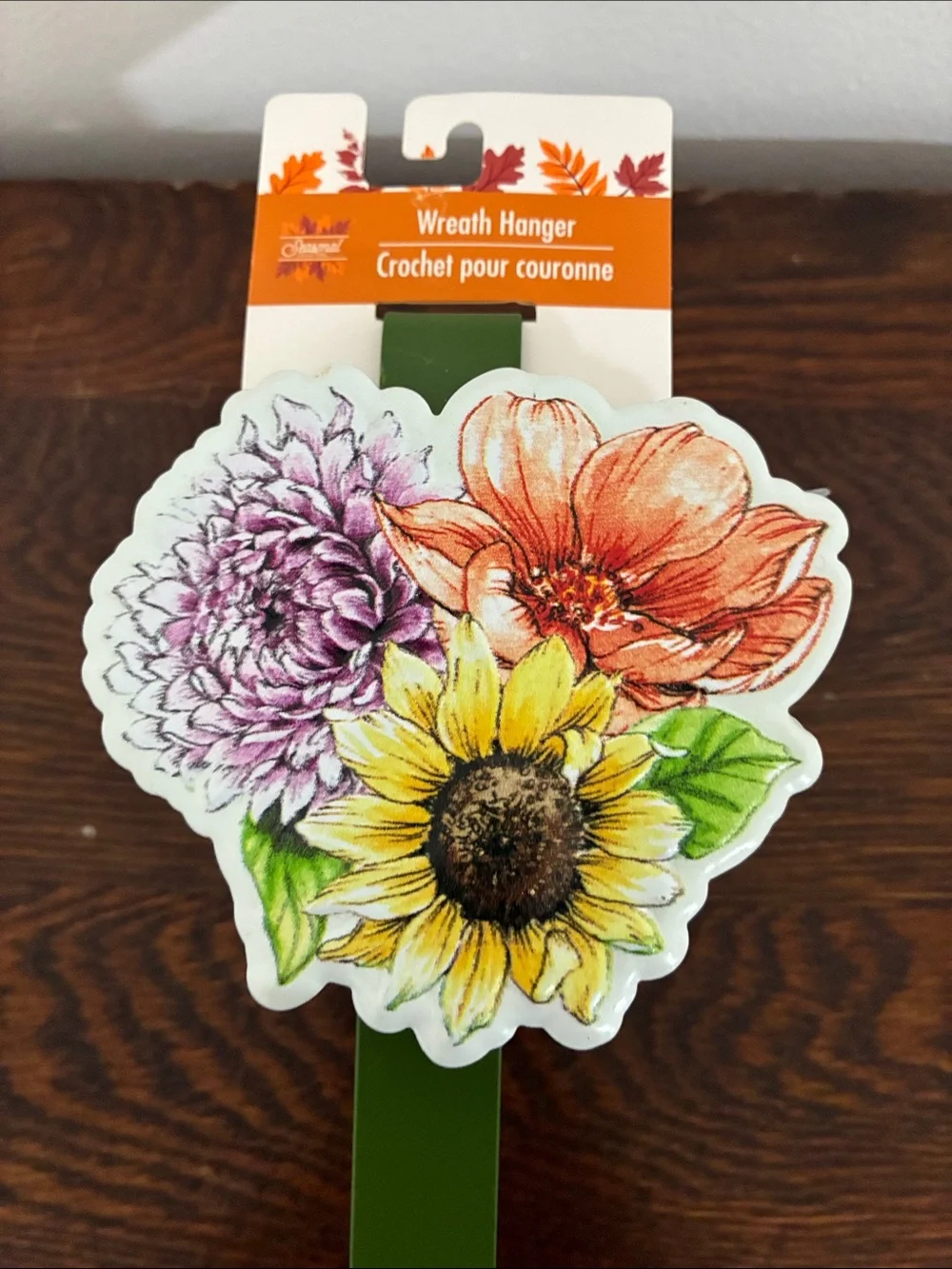 NWT- Green Metal- Fall Wreath Hanger with Sunflower & Dahlia